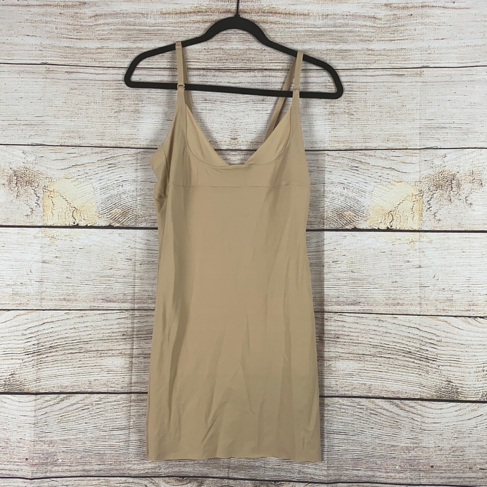 Maidenform Flexees Ultimate Slimmer Wear Your Own Bra Slip 2541 2XL Body Beige